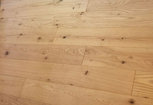 Estate plank domestic red oak solid wood plank 19mm striking per sqm. Estate plank domestic red oak solid wood plank 19mm striking per sqm.