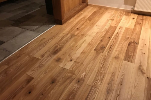 Estate plank domestic ash solid wood plank 15mm in striking per square meter.