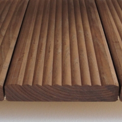Thermoesche Terrassenholz mit Softwelle 20x130mm je lfm